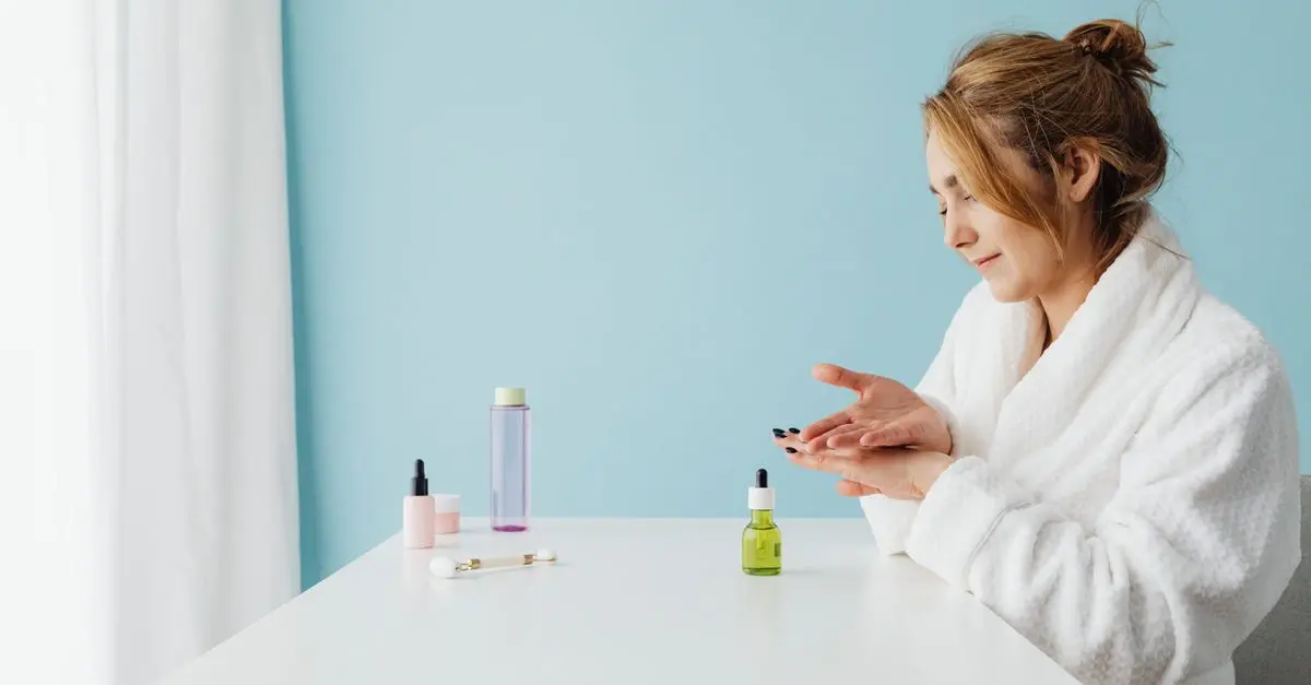 Les Bienfaits de la Routine de Soin pour un Teint Éclatant