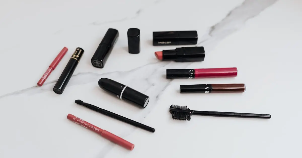 Maquillage Léger : Astuces pour un Teint Parfait