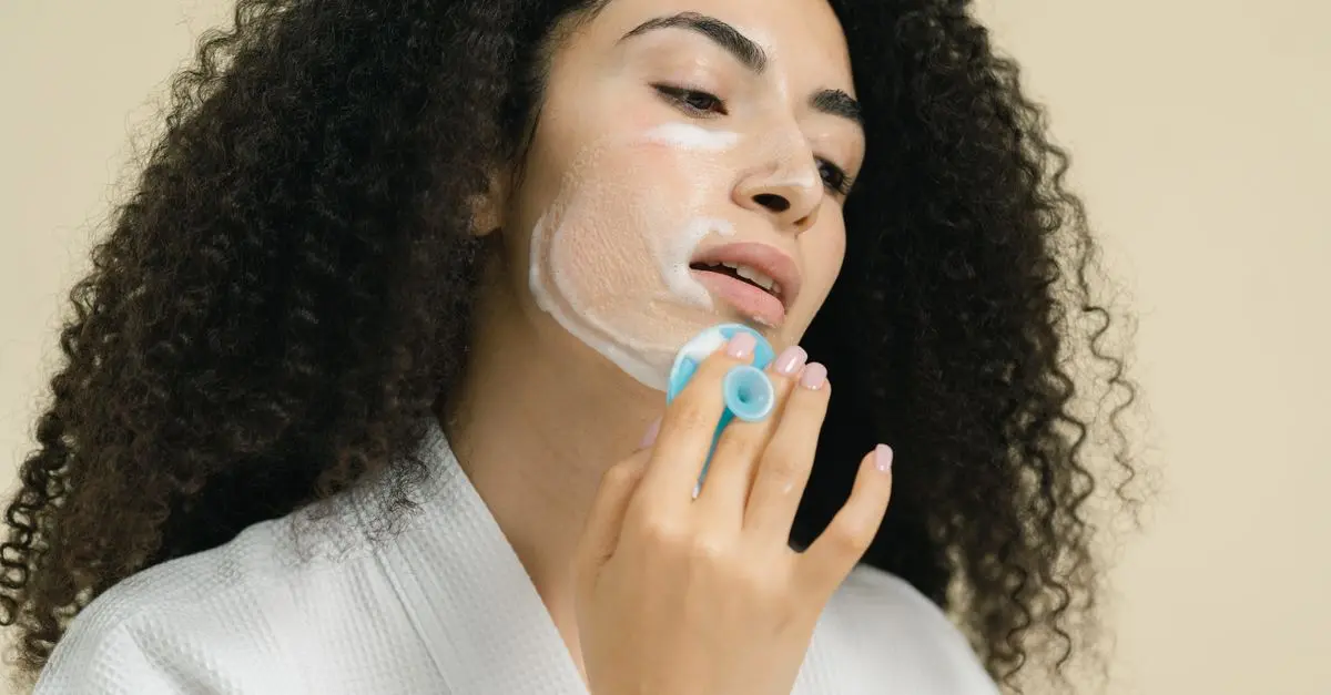 Les Bienfaits du Nettoyage du Visage pour un Teint Parfait